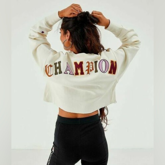 Champion Tops - NWT Champion Reverse Weave Old English Script Cropped Sweatshirt XL